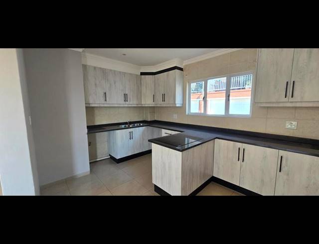 3 BEDROOM PROPERTY TO RENT IN MOUNT EDGECOMBE